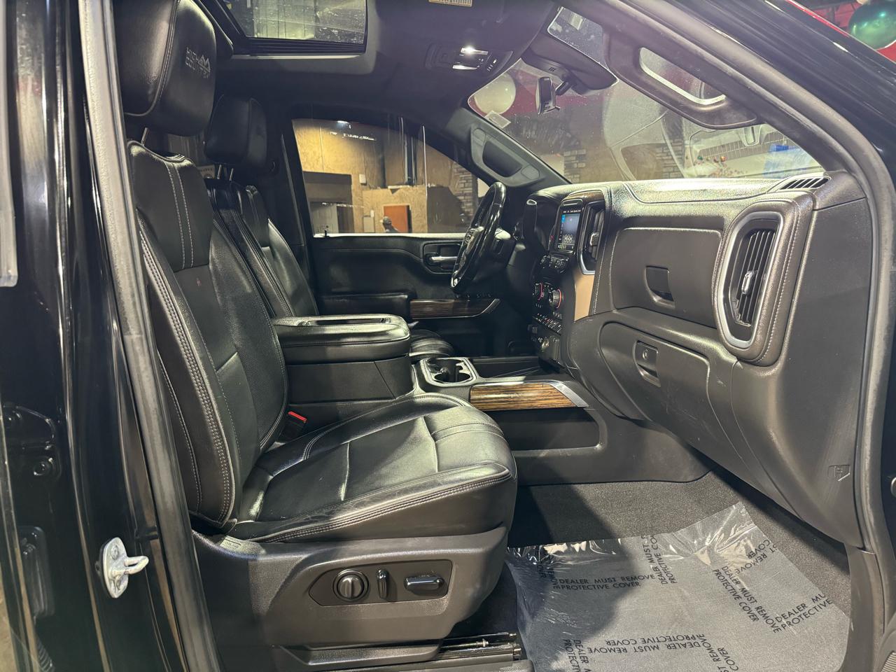 Chevrolet Silverado 1500 4WD Crew Cab 147" High Country 2019