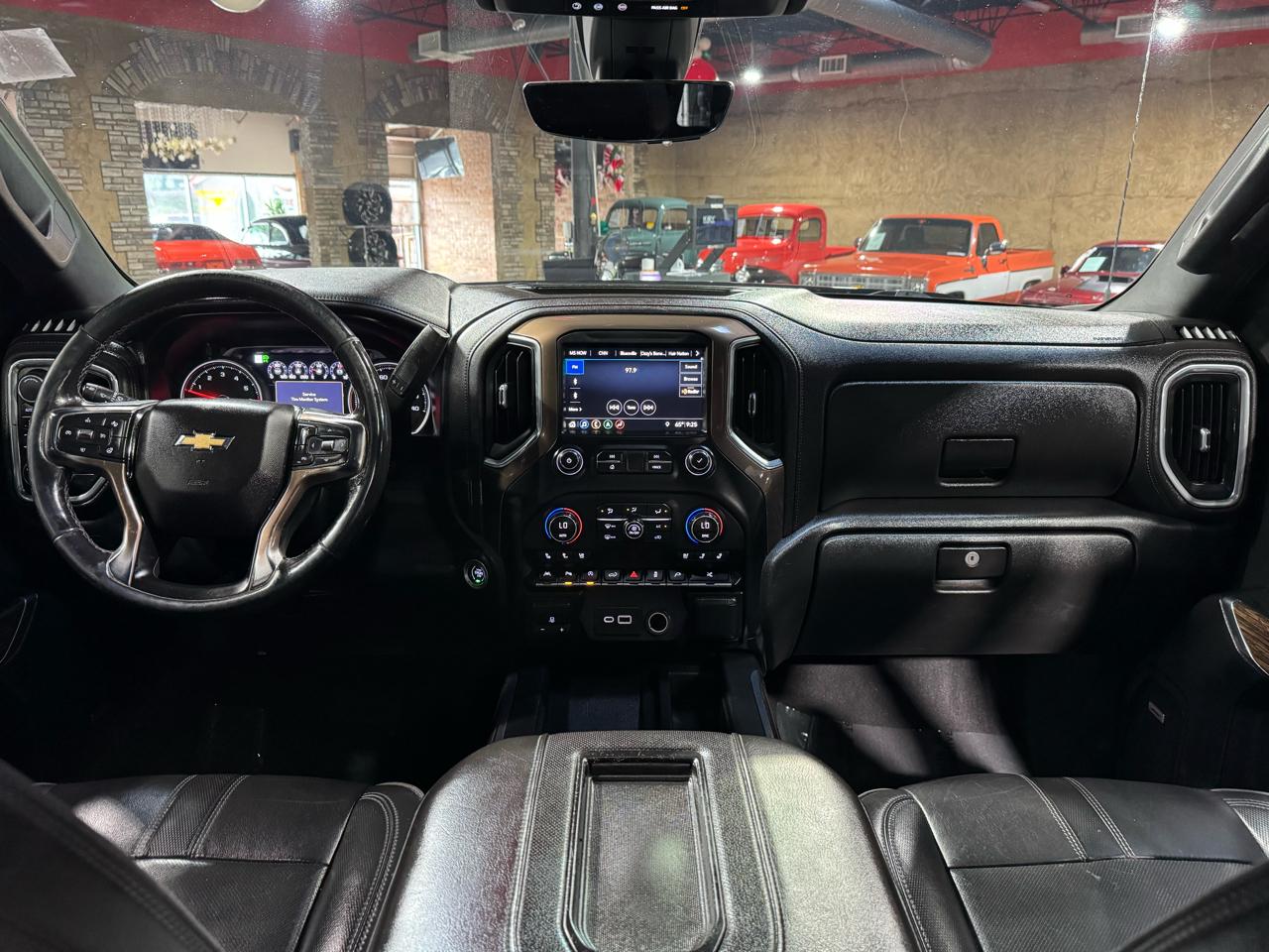 Chevrolet Silverado 1500 4WD Crew Cab 147" High Country 2019