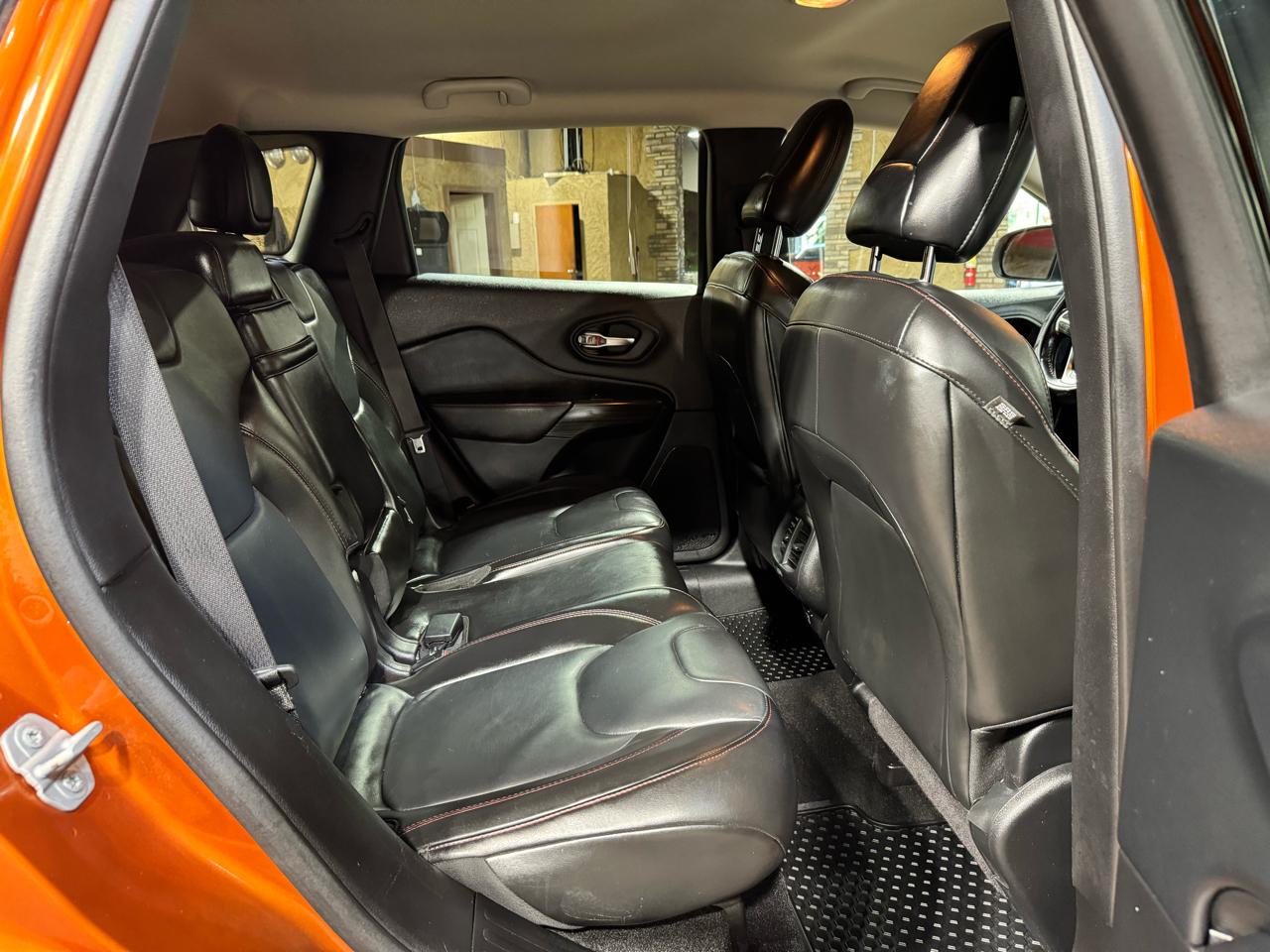 Jeep Cherokee 4WD 4dr Trailhawk 2015