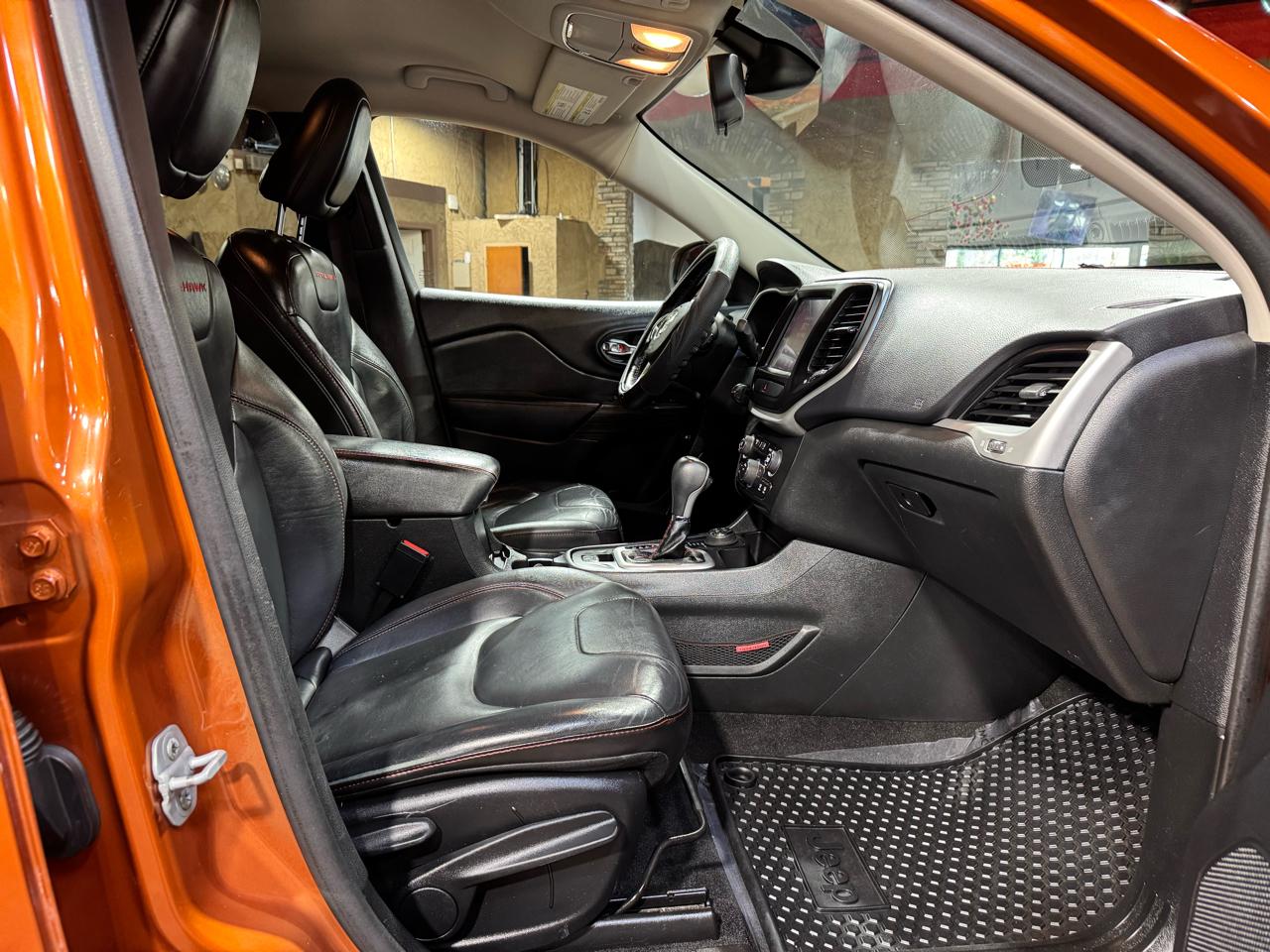 Jeep Cherokee 4WD 4dr Trailhawk 2015