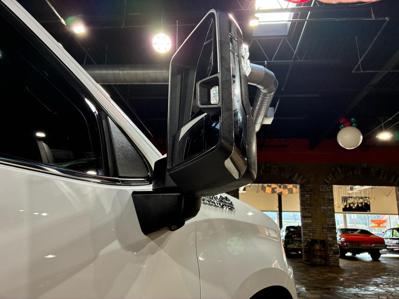 Chevrolet Silverado 1500 4WD Crew Cab 157" High Country 2021