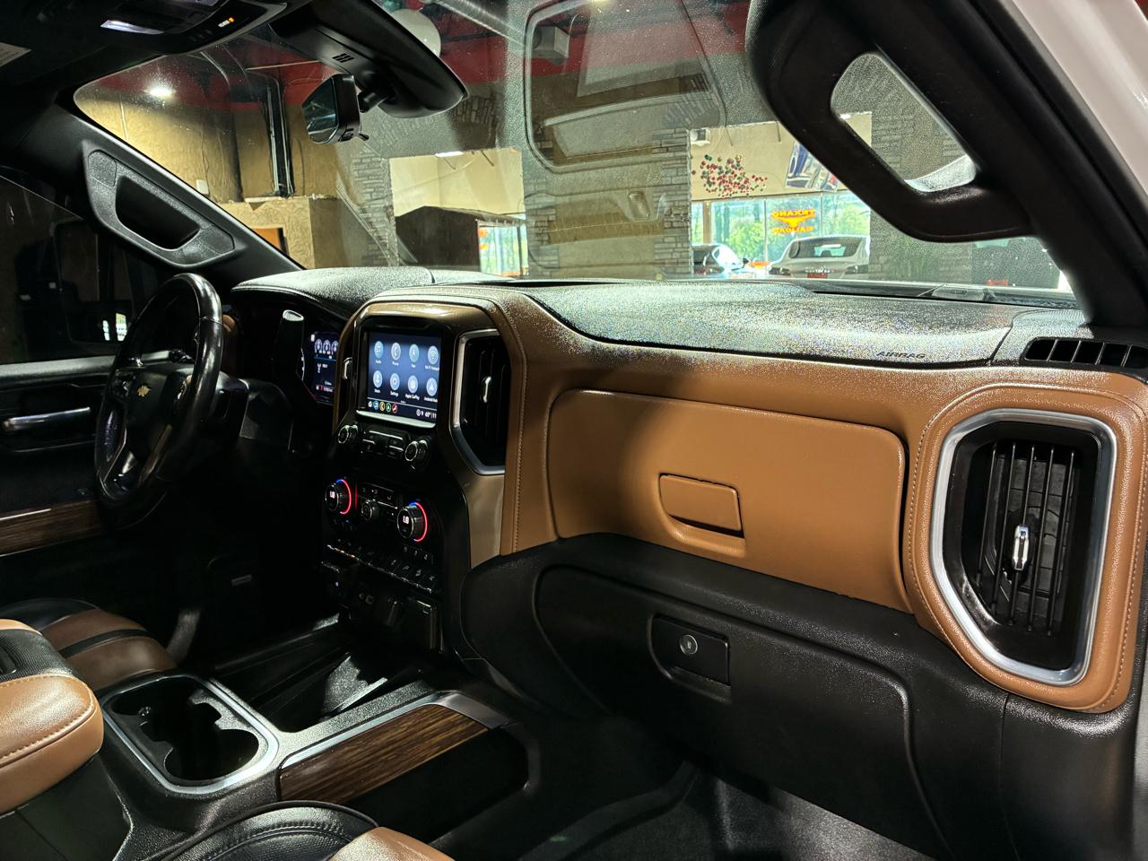 Chevrolet Silverado 1500 4WD Crew Cab 157" High Country 2021