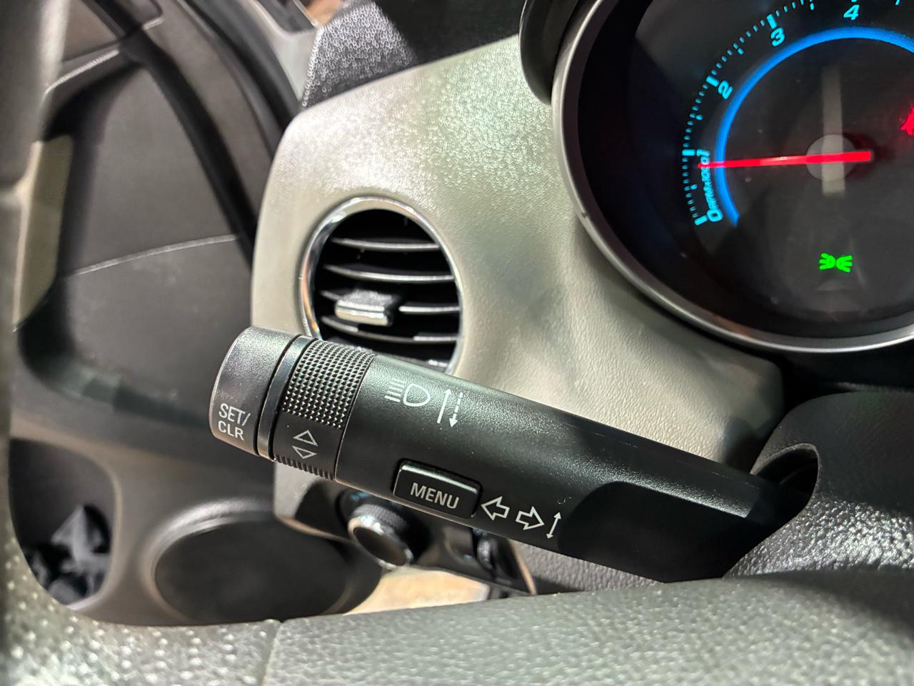 Chevrolet Cruze 4dr Sdn Auto LS 2013