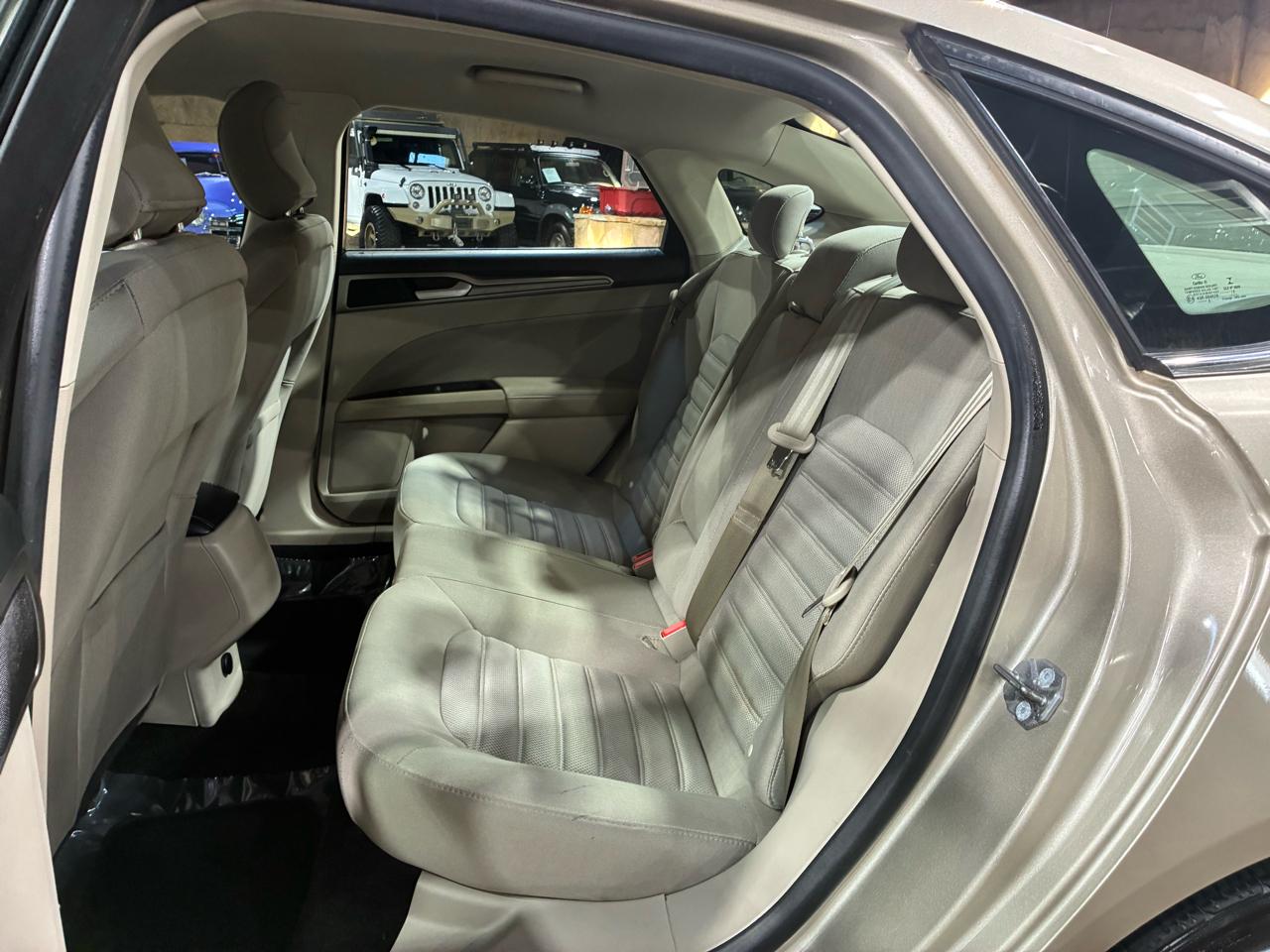 Ford Fusion SE FWD 2018