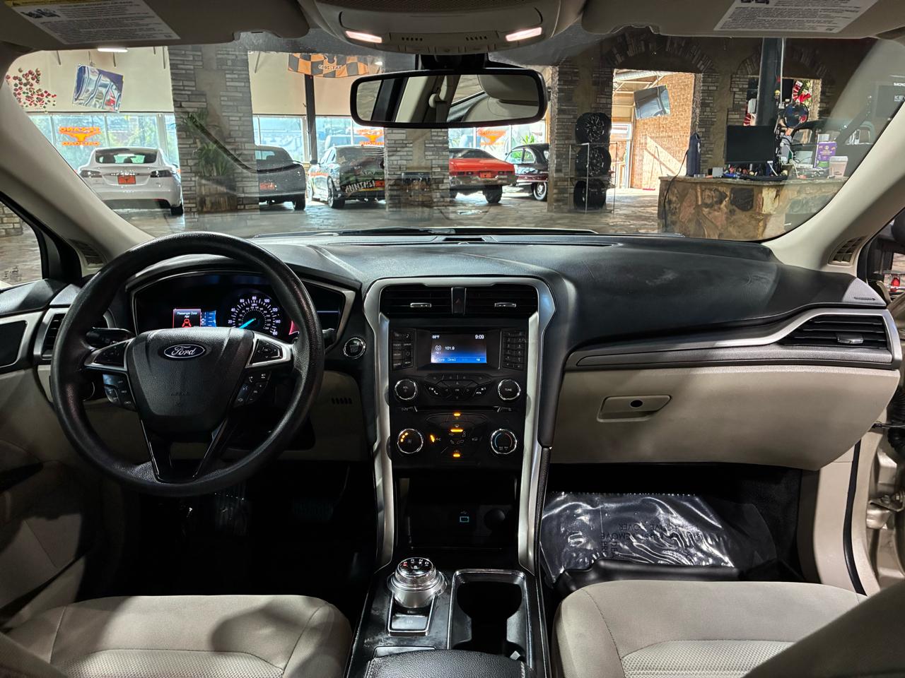 Ford Fusion SE FWD 2018