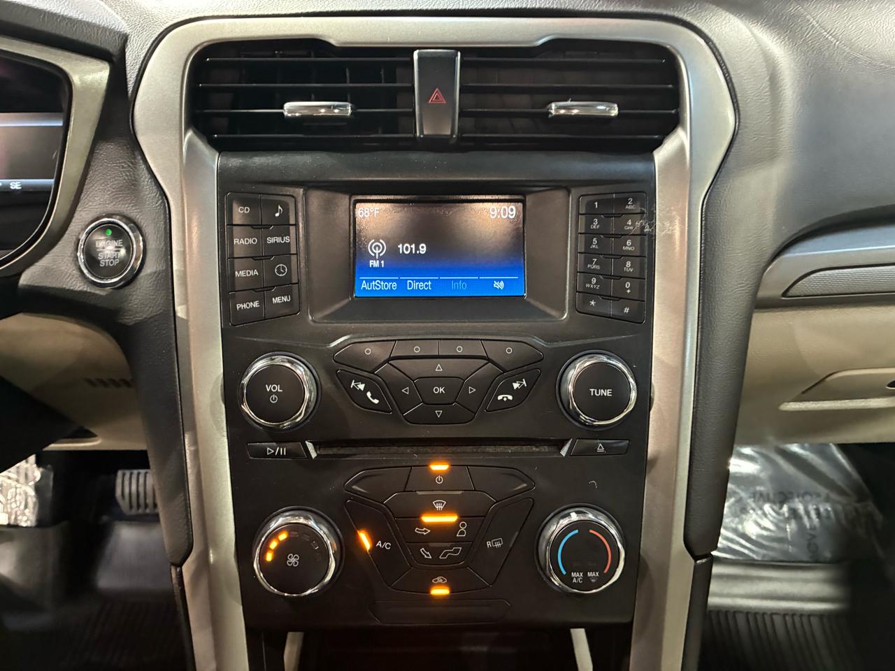 Ford Fusion SE FWD 2018