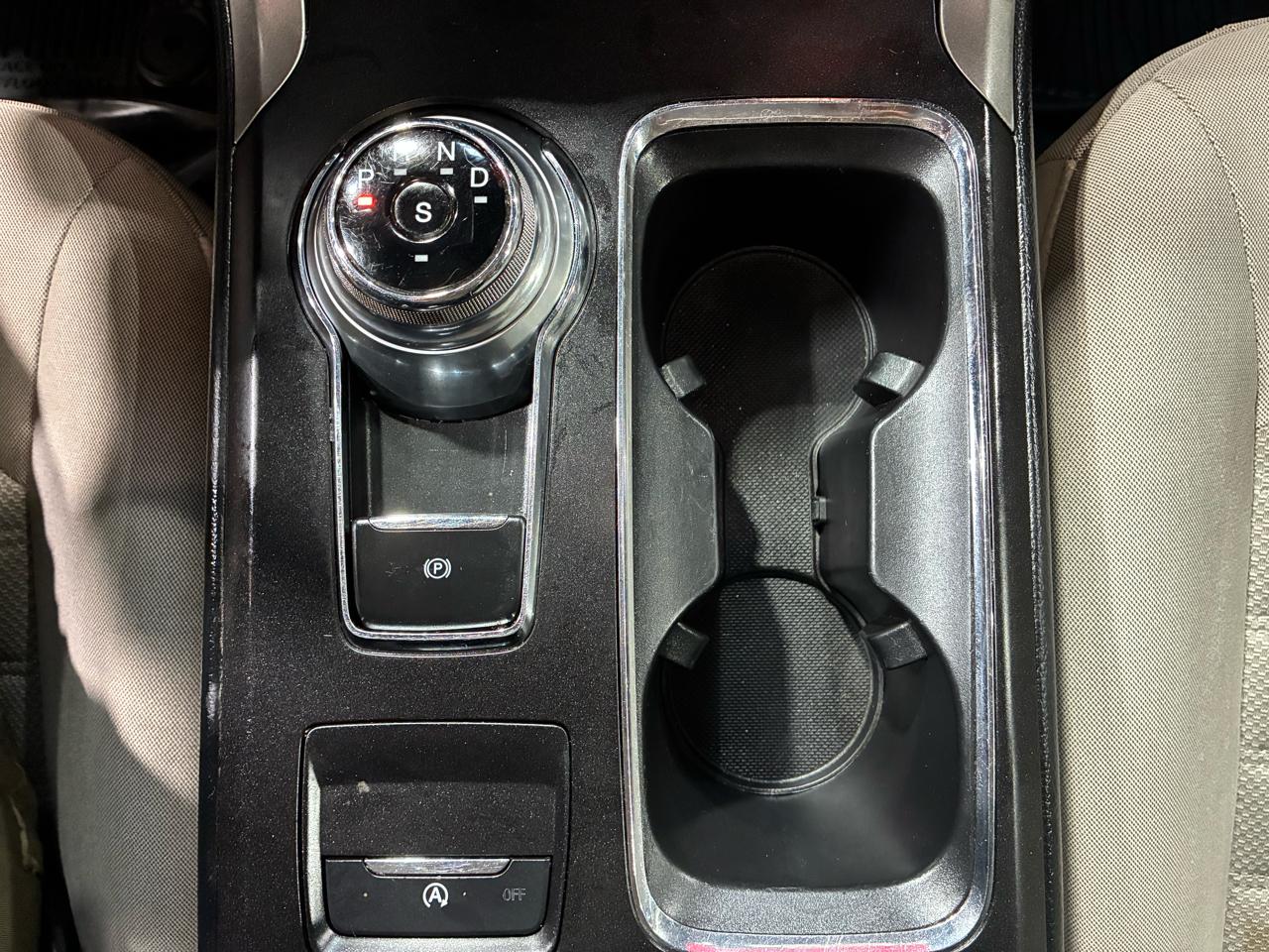 Ford Fusion SE FWD 2018