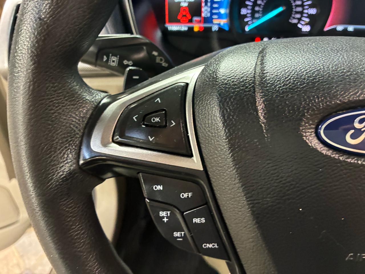 Ford Fusion SE FWD 2018