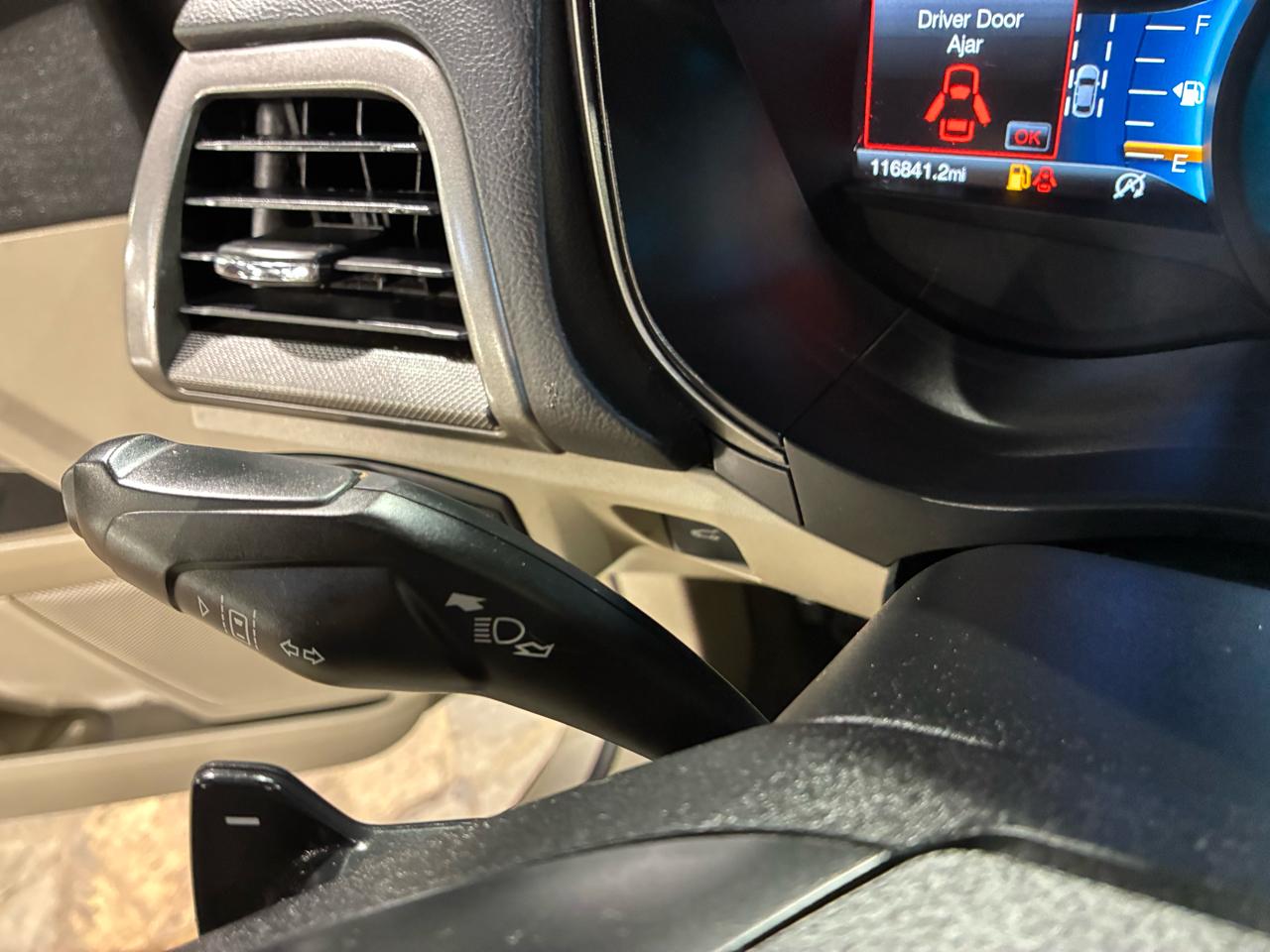 Ford Fusion SE FWD 2018