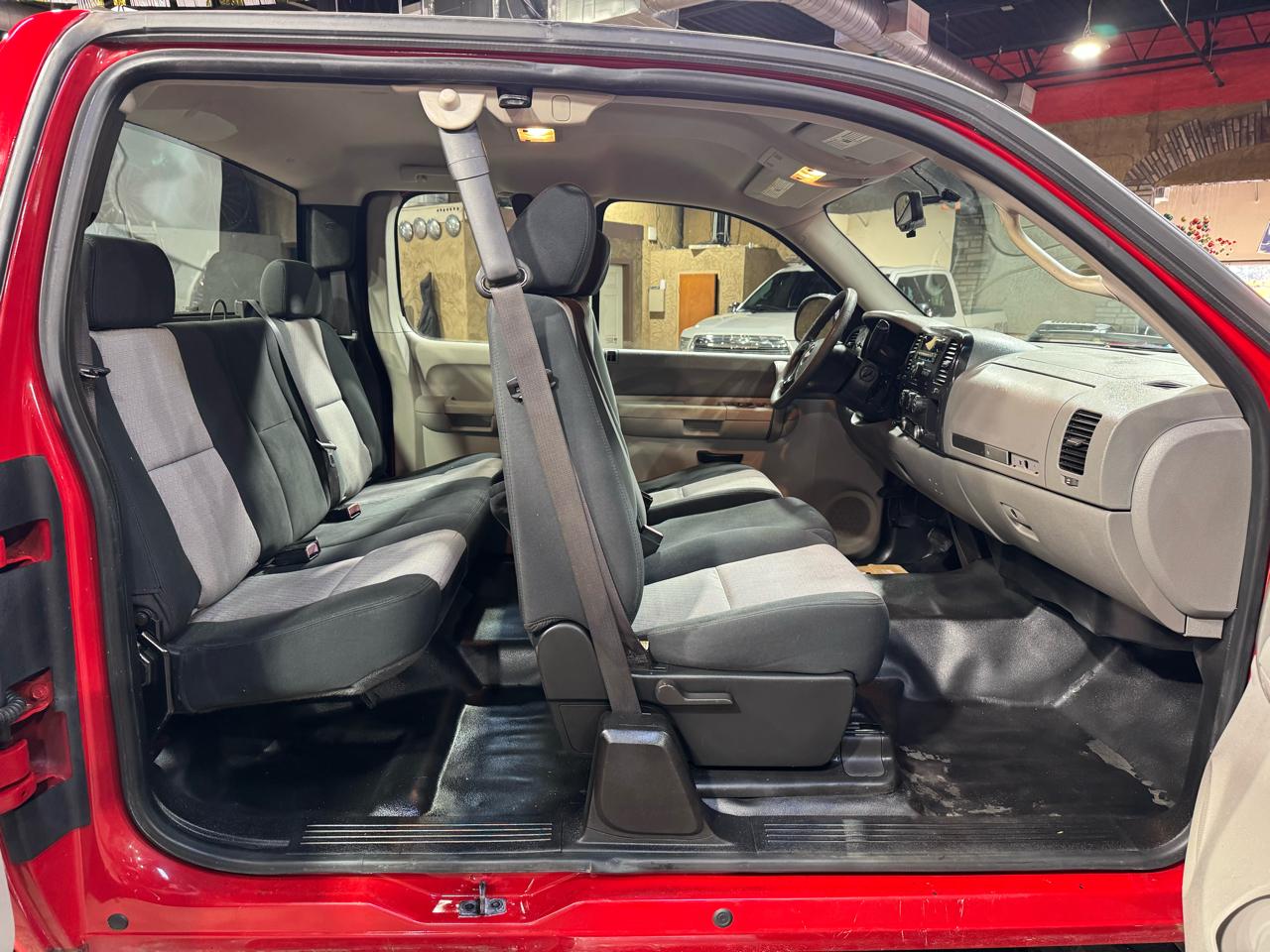 Chevrolet Silverado 1500 2WD Ext Cab 143.5" Work Truck 2008