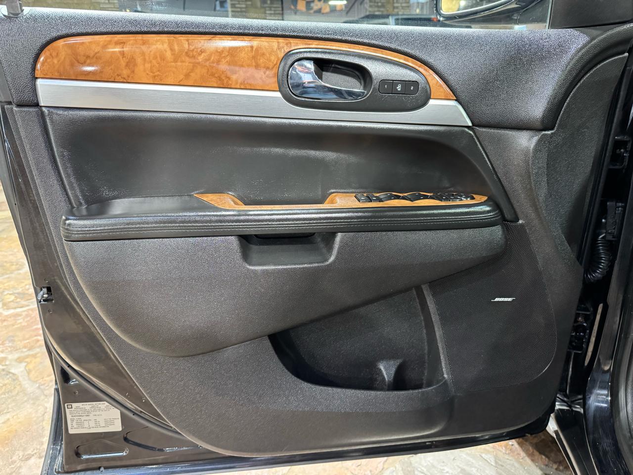 Buick Enclave AWD 4dr CXL 2009