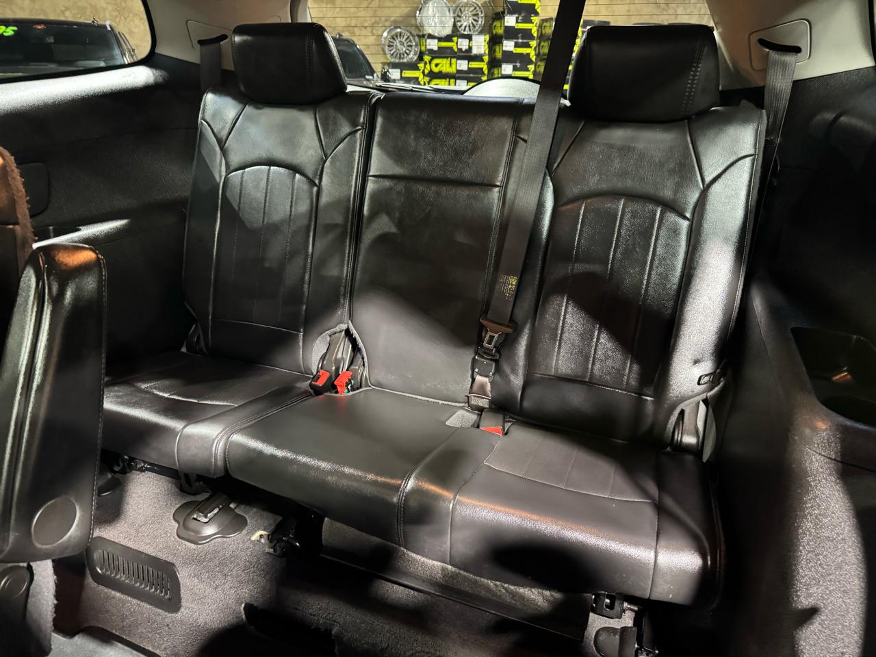 Buick Enclave AWD 4dr CXL 2009