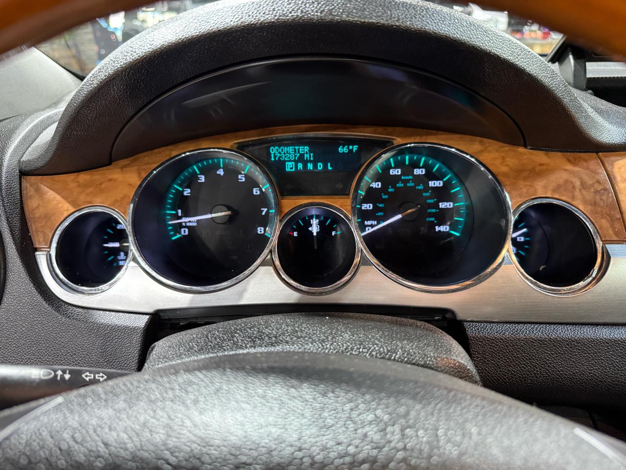 Buick Enclave AWD 4dr CXL 2009