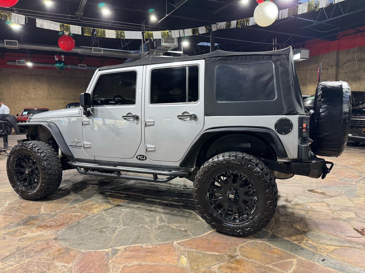 Jeep Wrangler Unlimited 4WD 4dr Freedom Edition *Ltd Avail* 2013