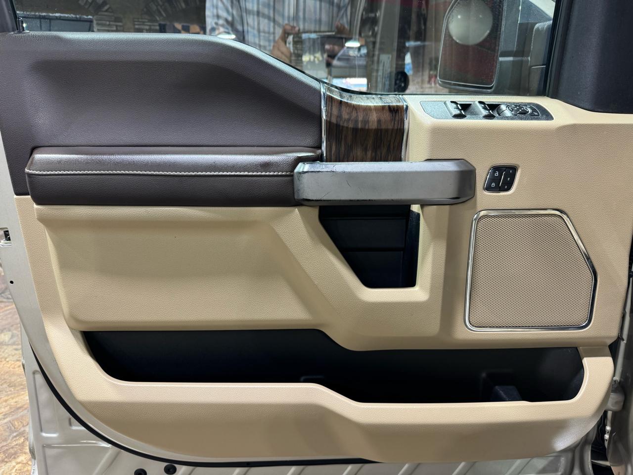 Ford F-150 Lariat 4WD SuperCrew 5.5' Box 2018