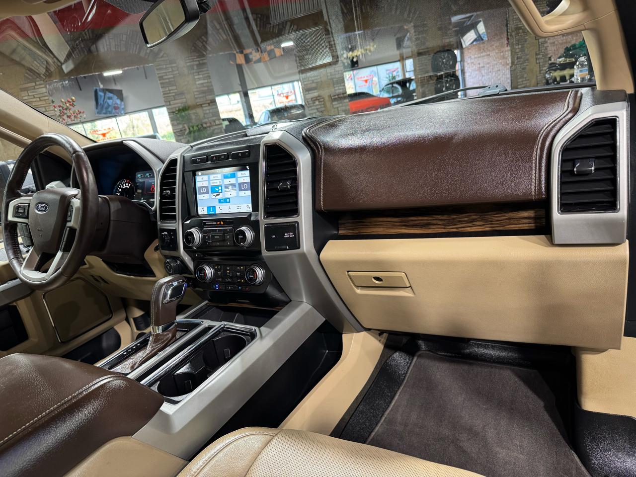 Ford F-150 Lariat 4WD SuperCrew 5.5' Box 2018