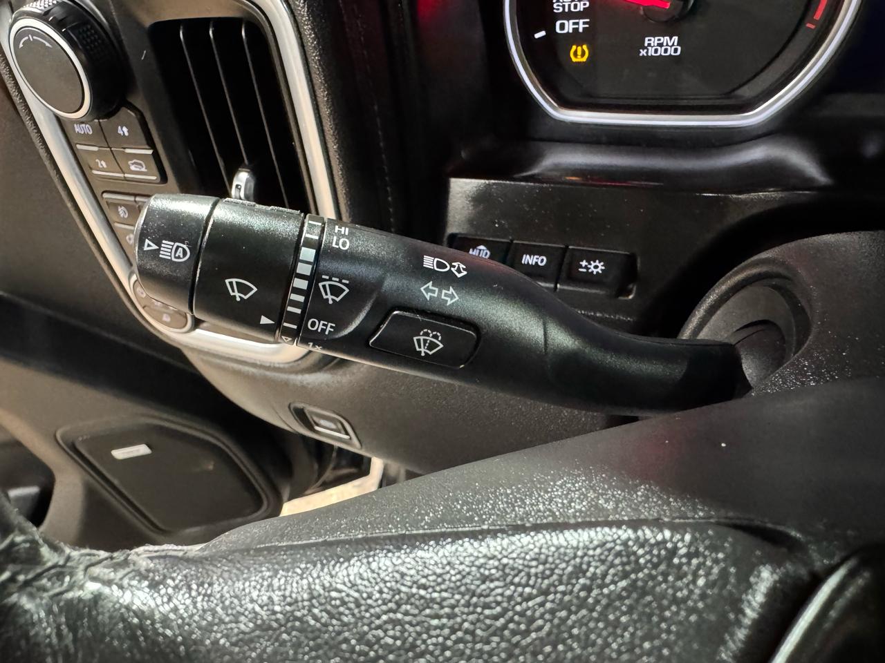 Chevrolet Silverado 1500 4WD Crew Cab 147" LTZ 2019