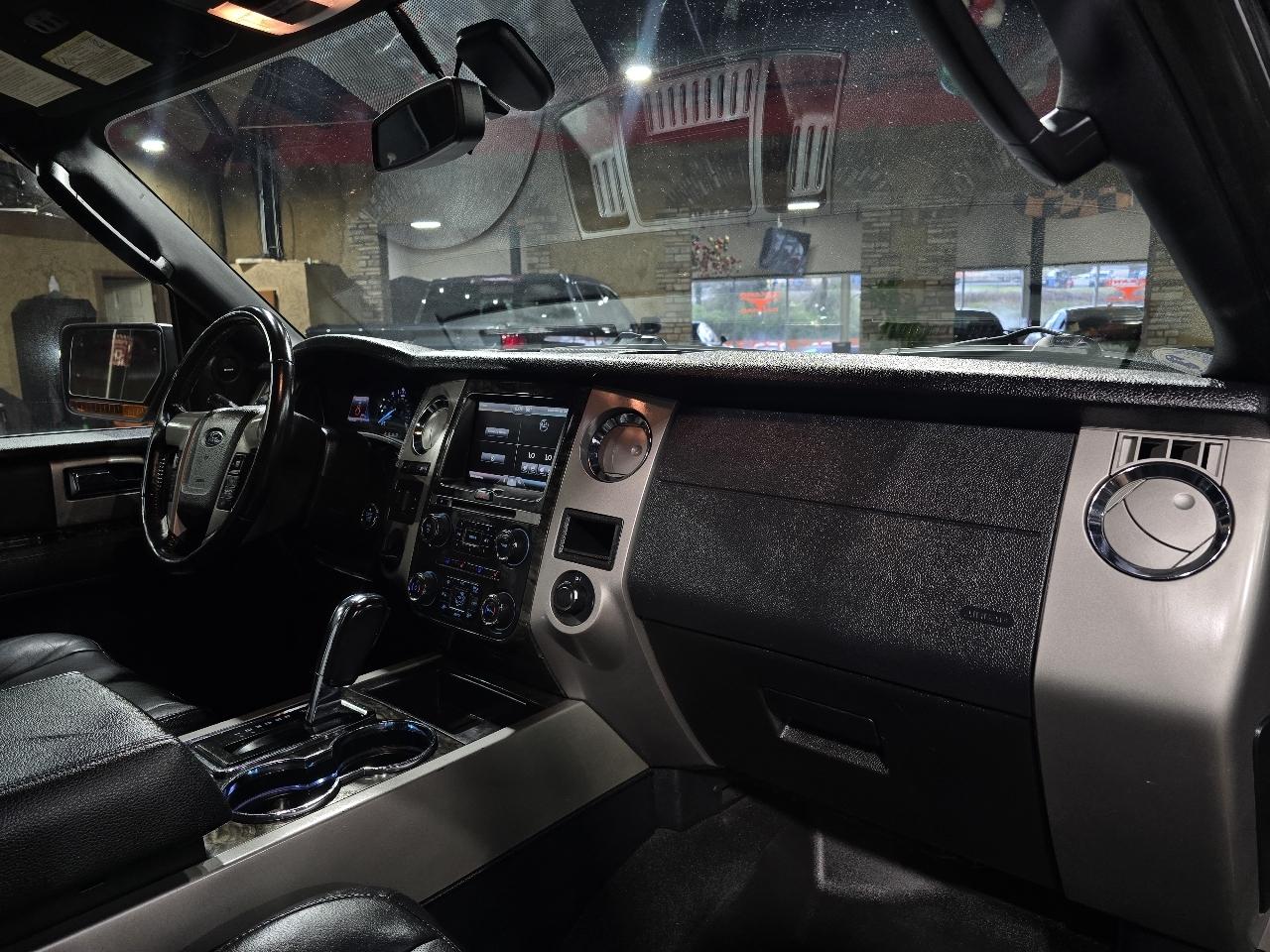 Ford Expedition 2WD 4dr Limited 2015