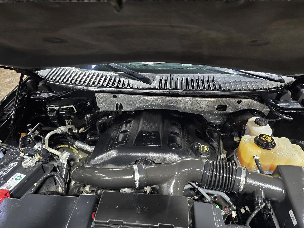 Ford Expedition 2WD 4dr Limited 2015