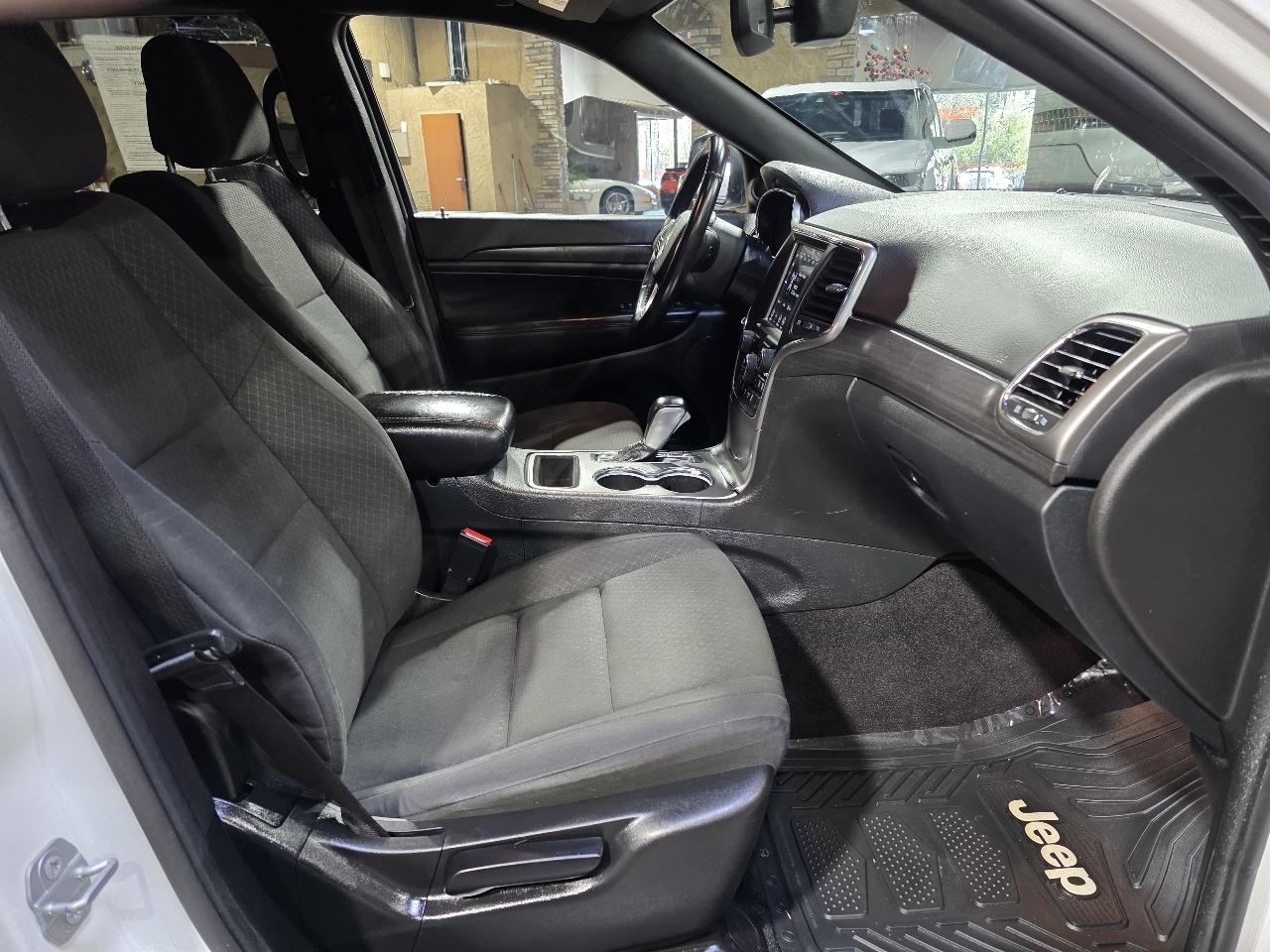 Jeep Grand Cherokee Laredo E 4x2 *Ltd Avail* 2018