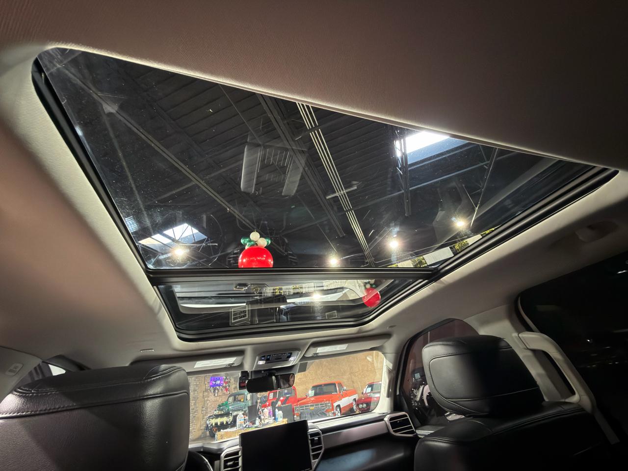 Toyota Tundra 2WD Limited CrewMax 5.5' Bed (Natl) 2023