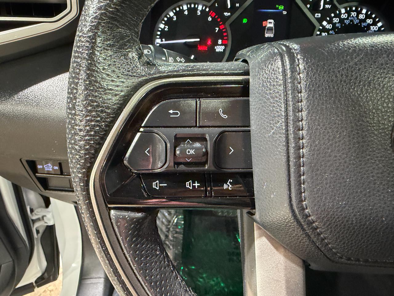 Toyota Tundra 2WD Limited CrewMax 5.5' Bed (Natl) 2023