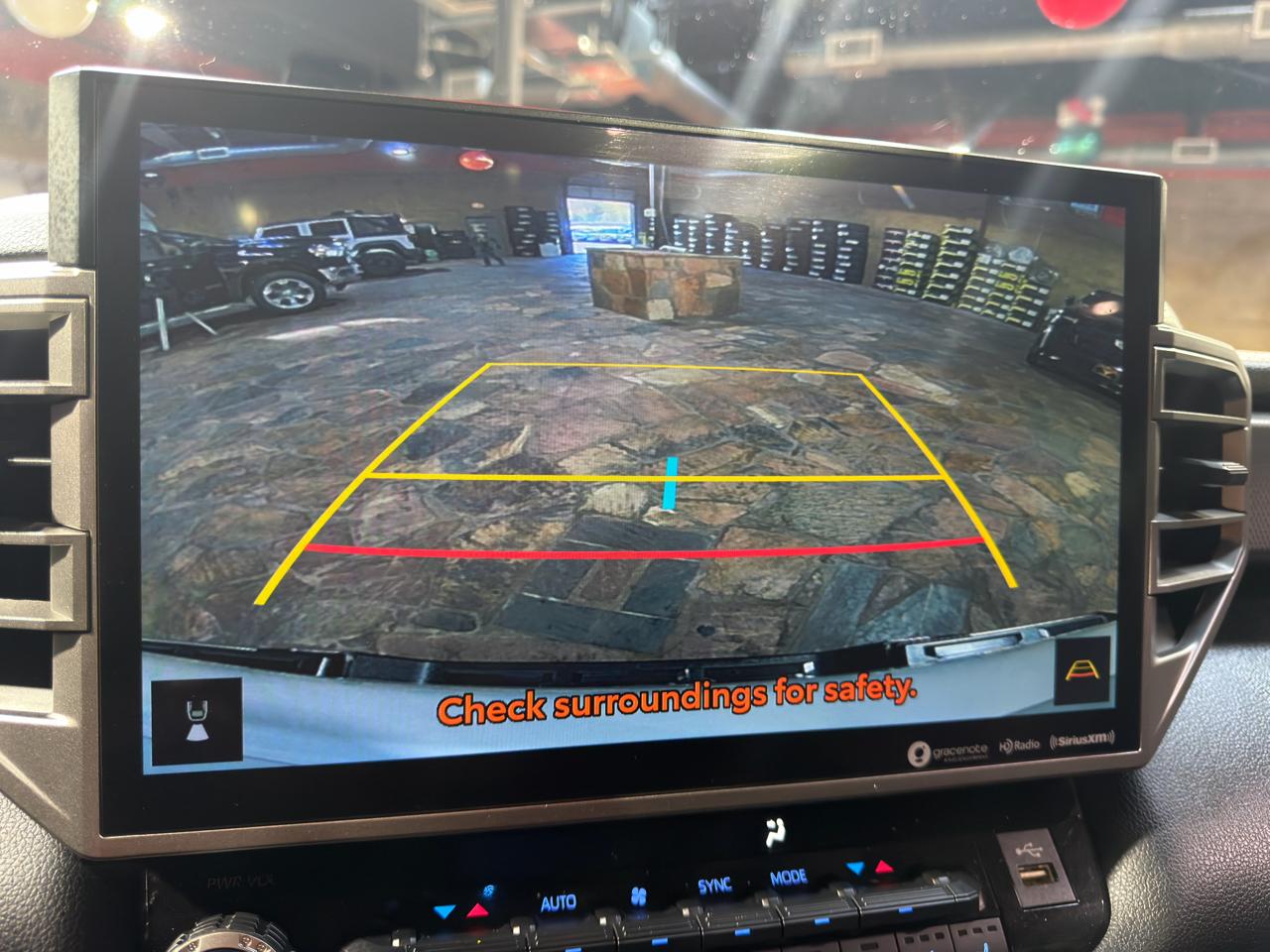 Toyota Tundra 2WD Limited CrewMax 5.5' Bed (Natl) 2023