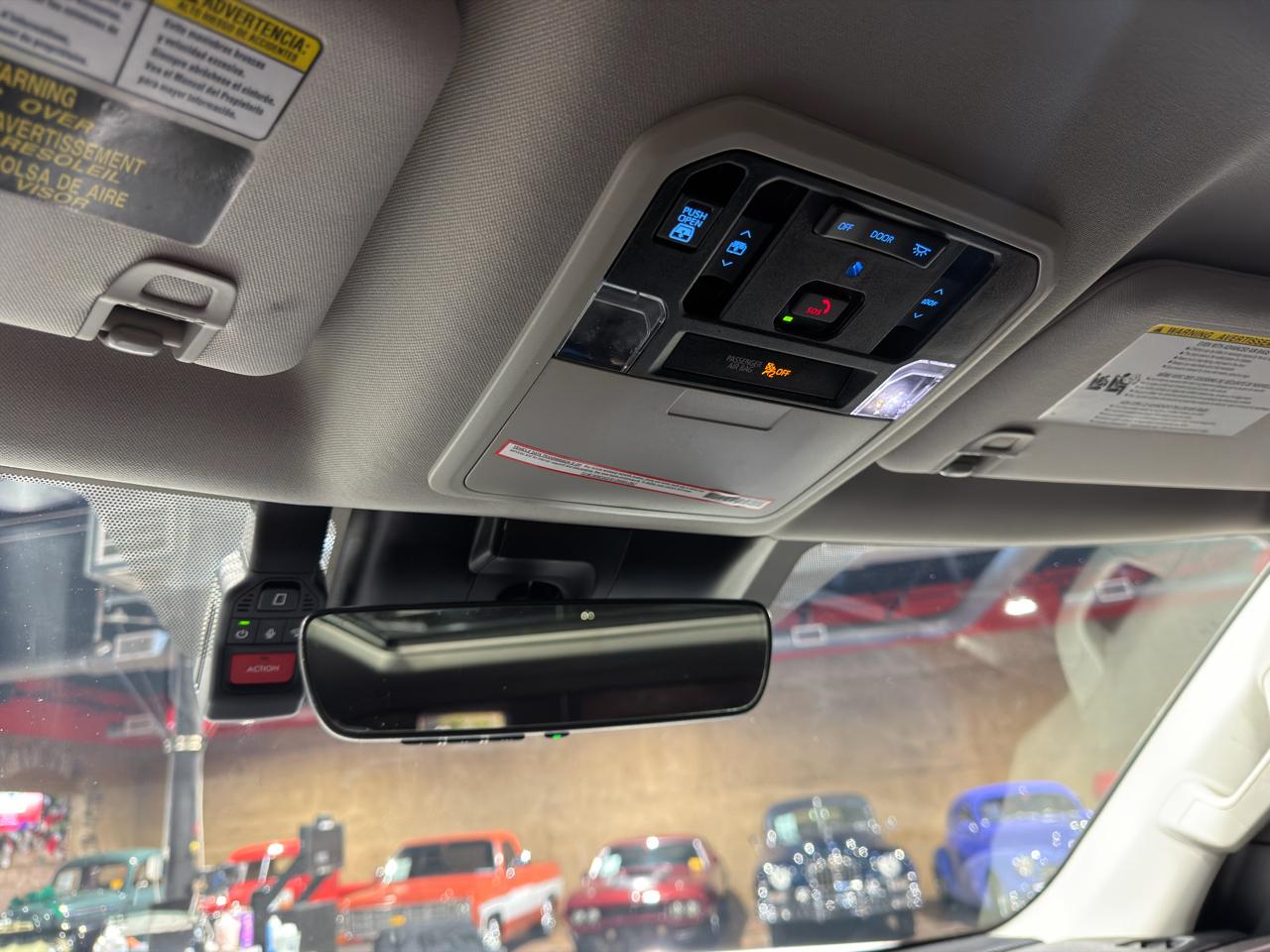 Toyota Tundra 2WD Limited CrewMax 5.5' Bed (Natl) 2023