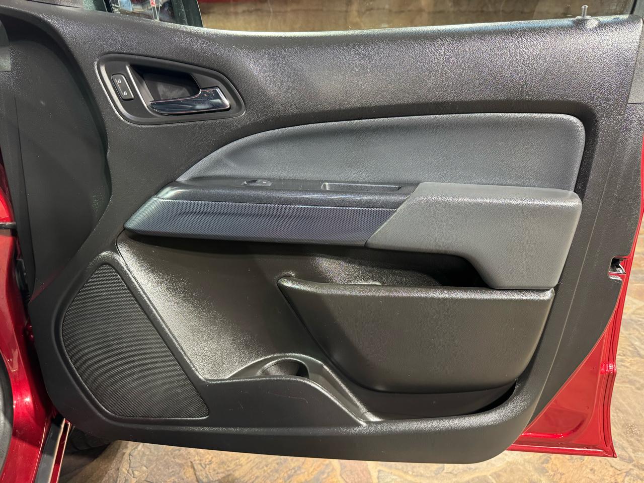 Chevrolet Colorado 2WD Crew Cab 128" Z71 2020