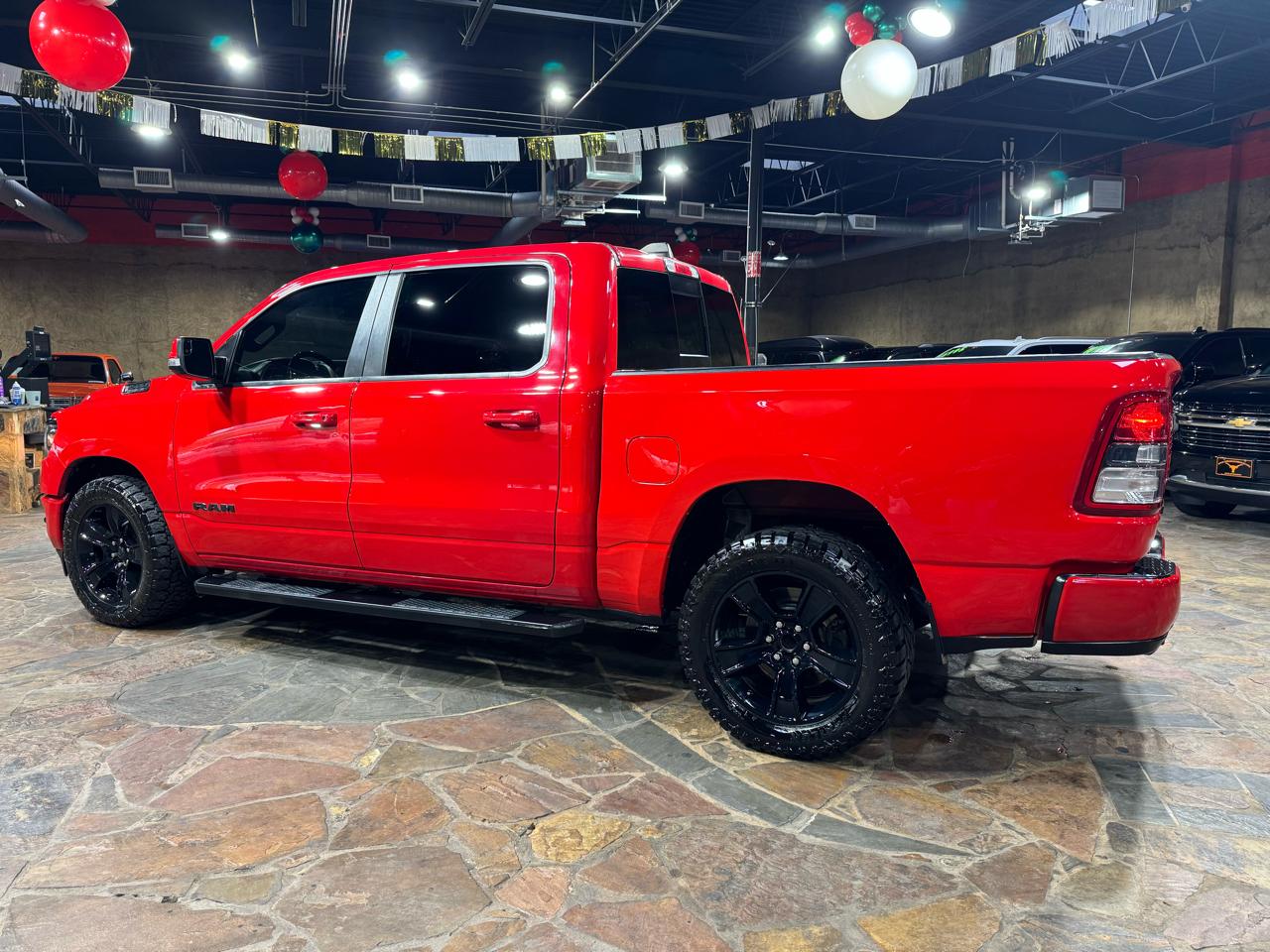 RAM 1500 Big Horn 4x2 Crew Cab 5'7" Box 2020