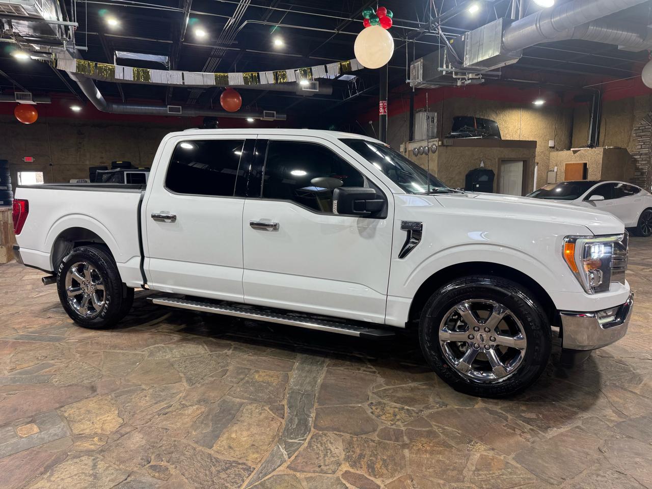 Ford F-150 XLT 2WD SuperCrew 5.5' Box 2023
