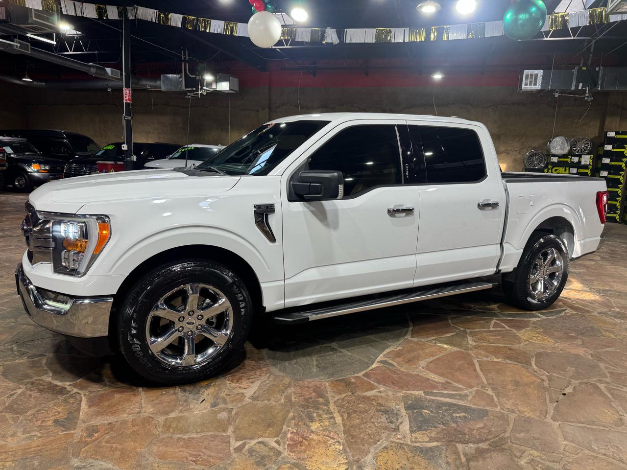 Ford F-150 XLT 2WD SuperCrew 5.5' Box 2023