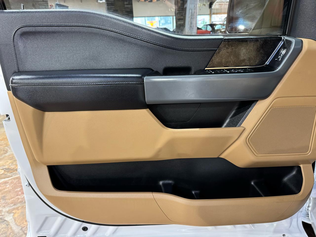 Ford F-150 XLT 2WD SuperCrew 5.5' Box 2023