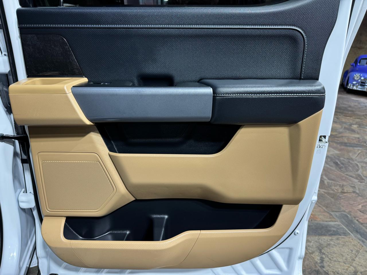 Ford F-150 XLT 2WD SuperCrew 5.5' Box 2023