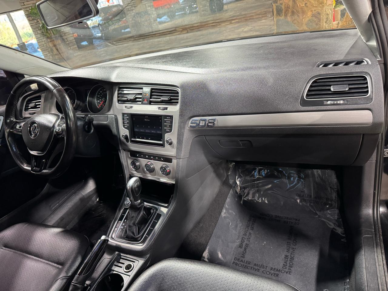 Volkswagen Golf 1.8T 4-Door Wolfsburg Edition Auto 2017