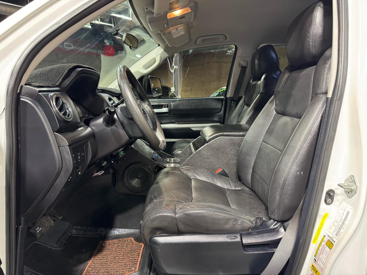 Toyota Tundra 2WD Truck CrewMax 4.6L V8 6-Spd AT SR5 (Natl) 2014