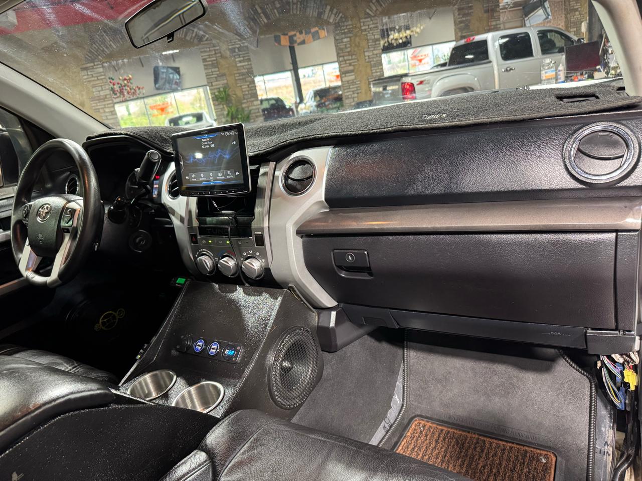 Toyota Tundra 2WD Truck CrewMax 4.6L V8 6-Spd AT SR5 (Natl) 2014