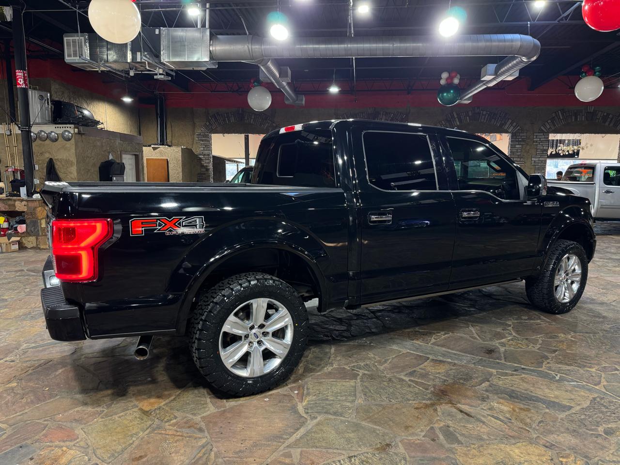 Ford F-150 Platinum 4WD SuperCrew 5.5' Box 2018