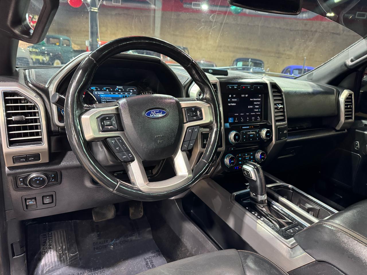 Ford F-150 Platinum 4WD SuperCrew 5.5' Box 2018