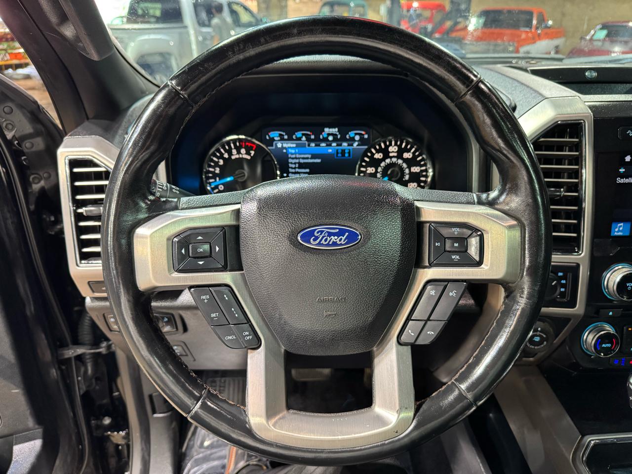 Ford F-150 Platinum 4WD SuperCrew 5.5' Box 2018