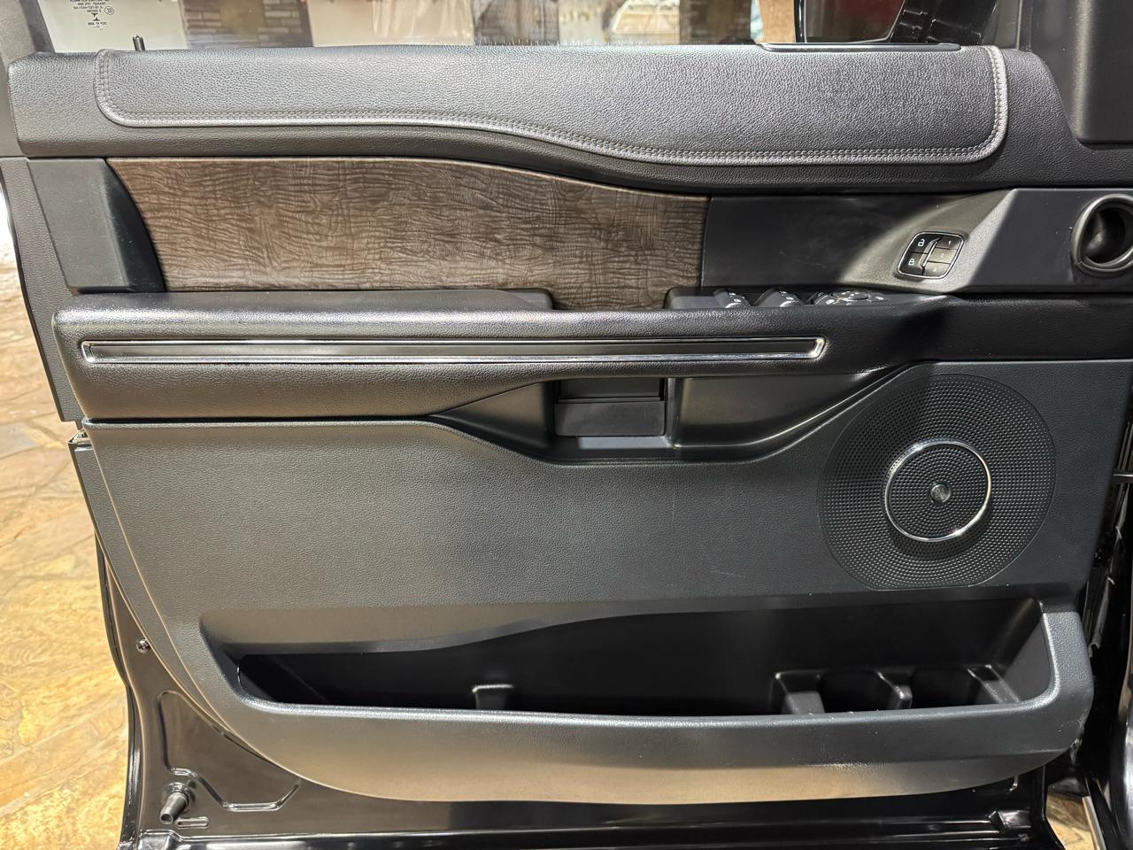 Ford Expedition Max Limited 4x2 2018