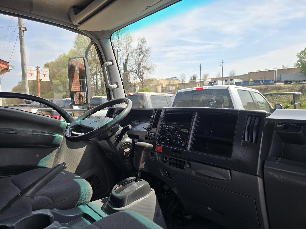 GMC W3500 GAS REG 109" WB 12000 GVWR IBT PWL 2008