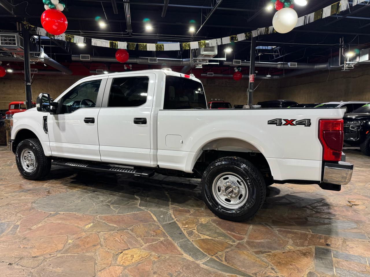 Ford Super Duty F-250 SRW King Ranch 4WD Crew Cab 8' Box 2022