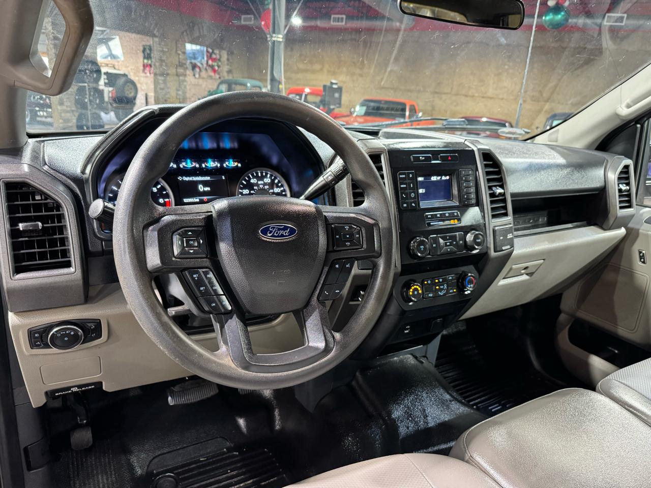 Ford Super Duty F-250 SRW King Ranch 4WD Crew Cab 8' Box 2022