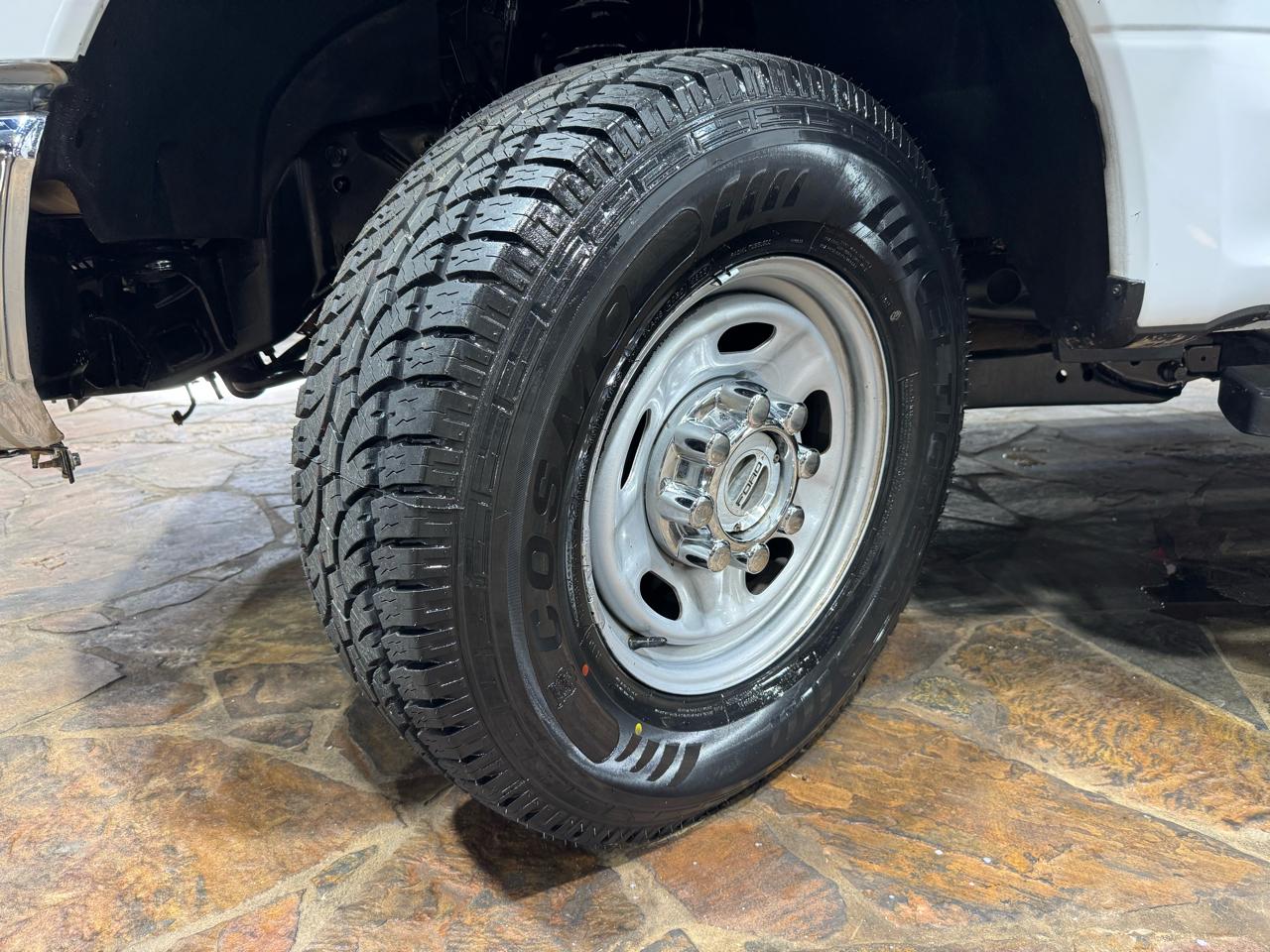 Ford Super Duty F-250 SRW King Ranch 4WD Crew Cab 8' Box 2022