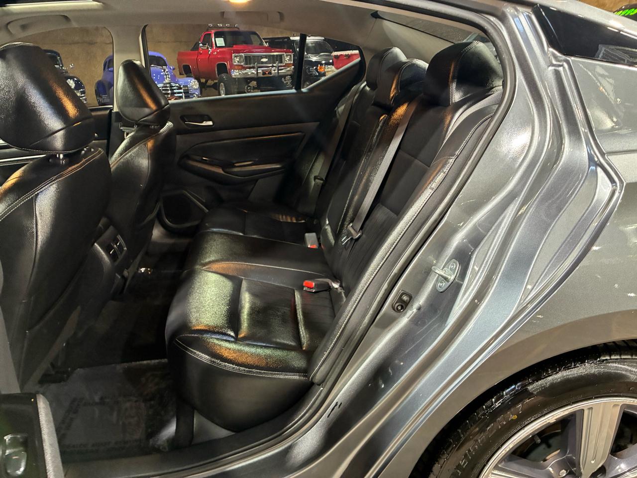 Nissan Altima 2.5 SL Sedan 2020