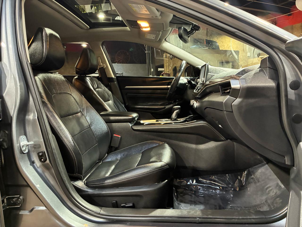 Nissan Altima 2.5 SL Sedan 2020