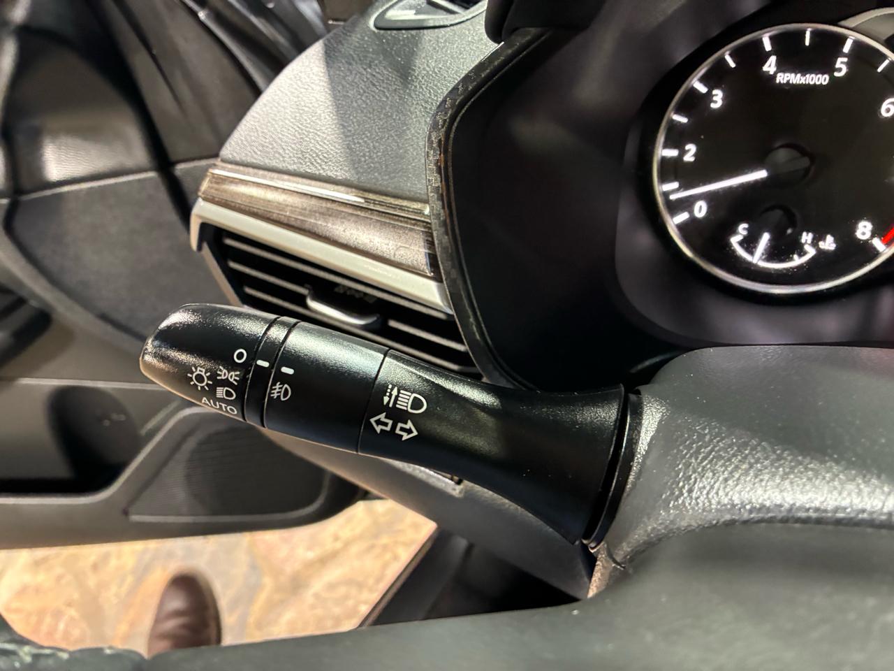 Nissan Altima 2.5 SL Sedan 2020