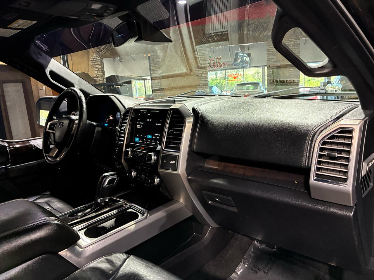 Ford F-150 4WD SuperCrew 145" Platinum 2016