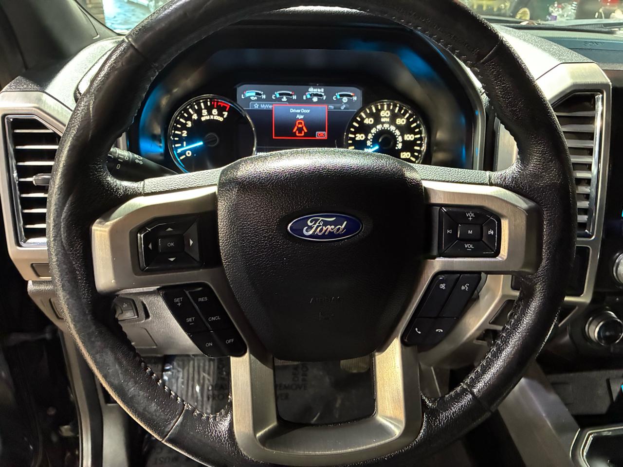 Ford F-150 4WD SuperCrew 145" Platinum 2016